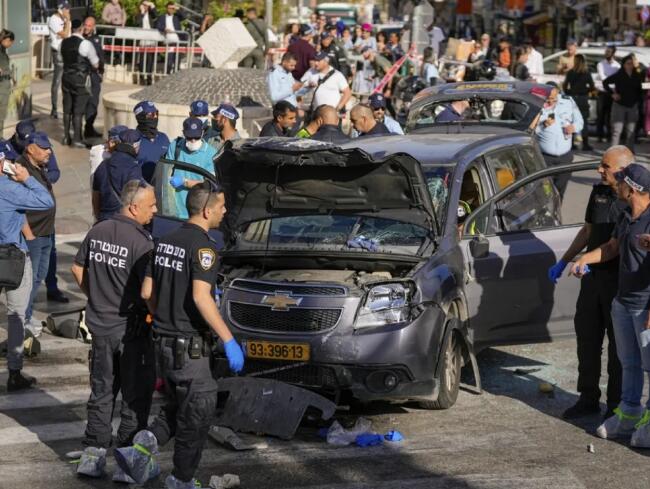 耶路撒冷發生汽車撞向人群事件致5人傷 司機被擊斃