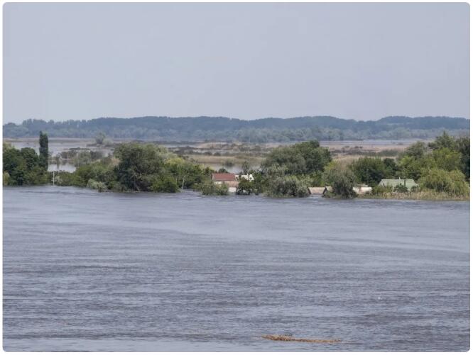 卡霍夫卡水電站大壩被毀 阿廖什基市幾乎完全淹沒